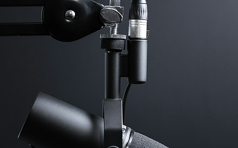 Sáng tạo nội dung và làm Podcaster thu âm