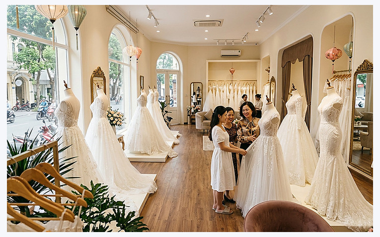 Mở tiệm áo cưới cần chuẩn bị những gì để thu hút khách