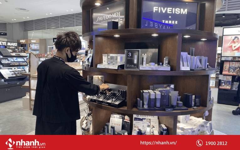 Cửa hàng mỹ phẩm nam