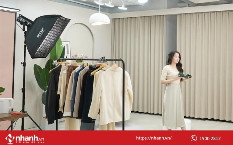 Livestream bán hàng quần áo thời trang