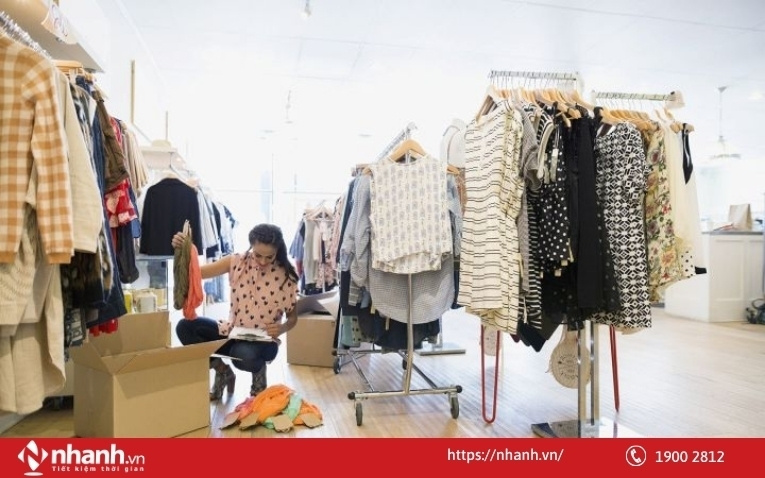 Nhập kho mặt hàng thời trang