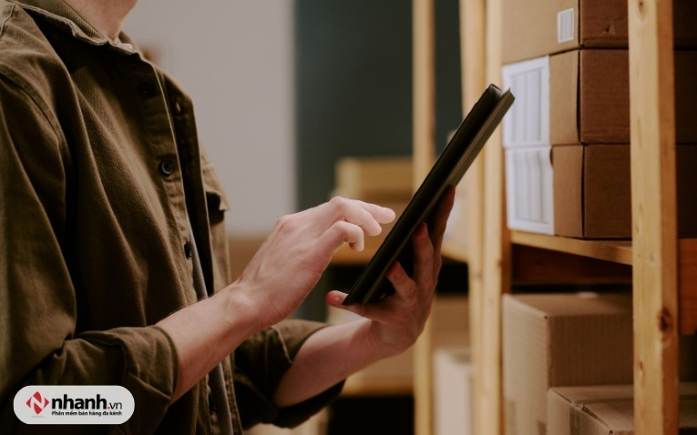 Quản lý đơn hàng thủ công cũng có thể dẫn đến sai sót trong tồn kho