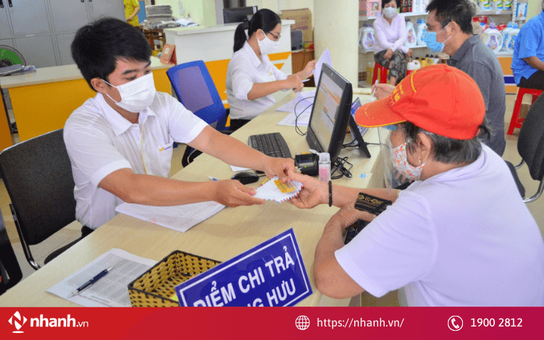 Thủ tục hưởng lương hưu BHXH tự nguyện được thực hiện tại cơ quan bảo hiểm xã hội nơi cư trú