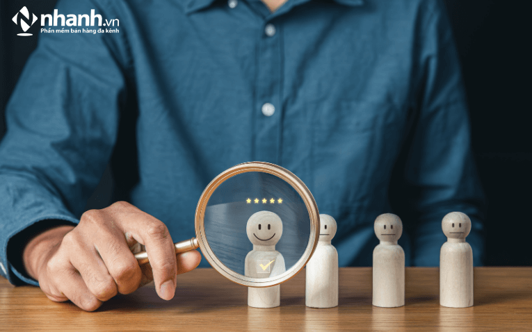 Chi phí thuê và đào tạo nhân viên
