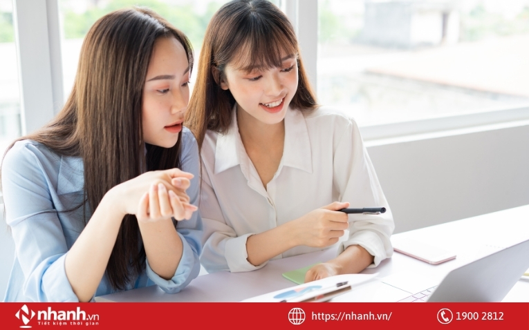 Lời chúc giáng sinh cũng giúp gắn kết mối quan hệ của bạn với đồng nghiệp