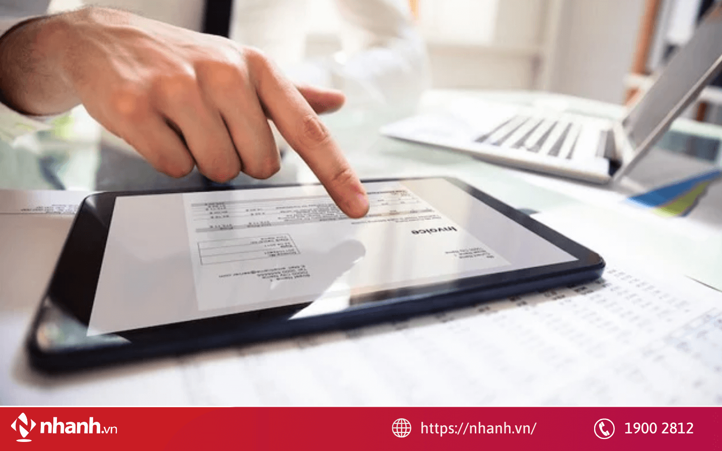 Khách hàng không lấy hóa đơn thì người bán có thể xuất hóa đơn mà không ghi đầy đủ thông tin của người mua