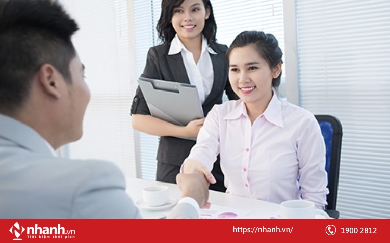 Tuyển dụng và đào tạo nhân viên