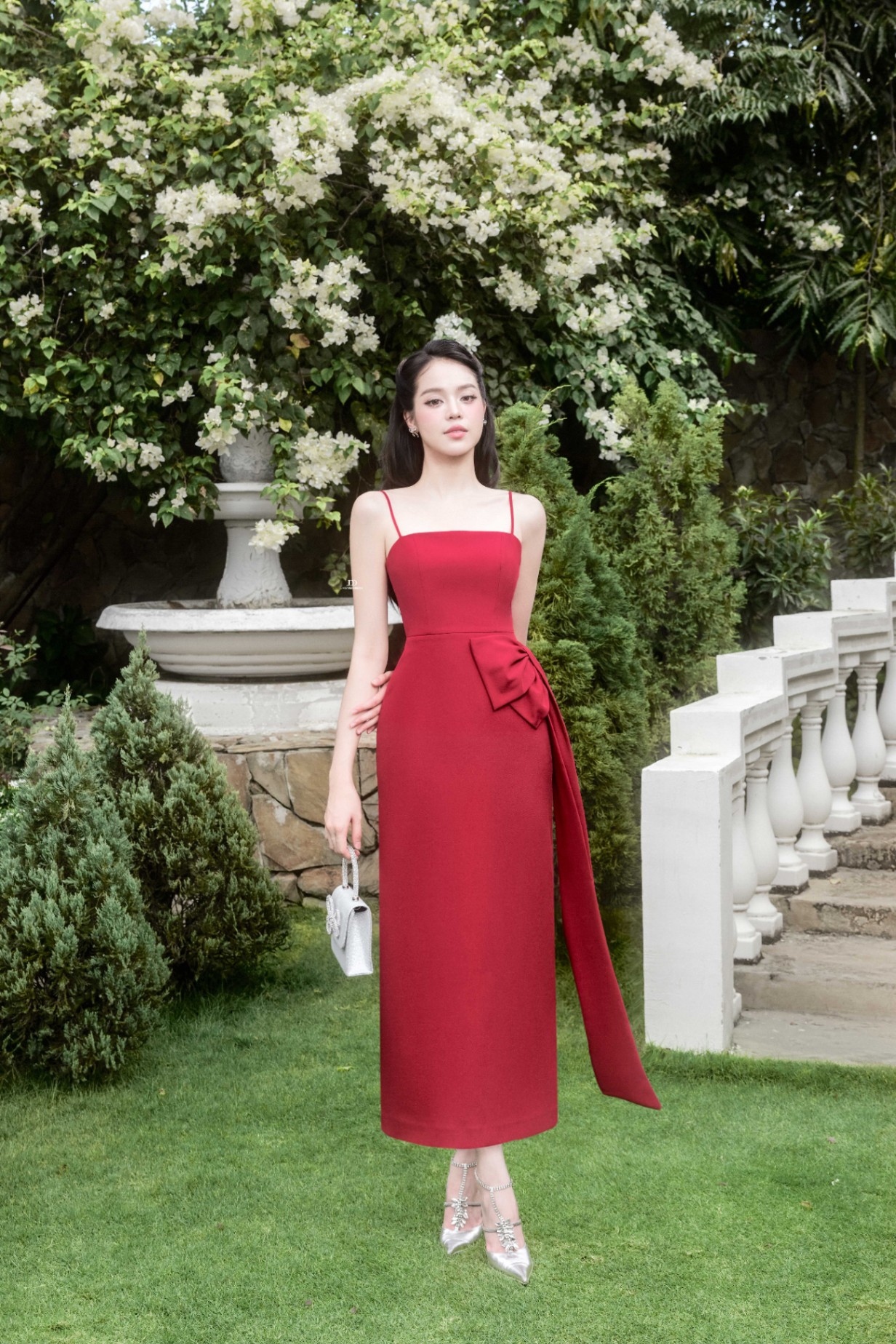 Đầm 2 dây ôm A phối nơ 1 bên hông