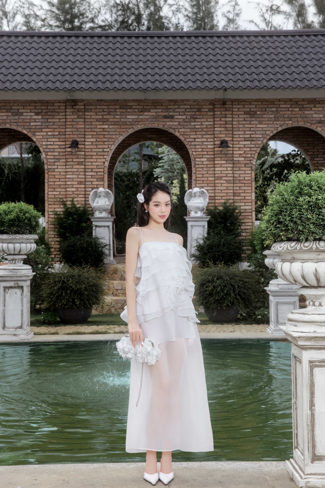 Đầm 2 dây dáng dài bèo xoắn hoa
