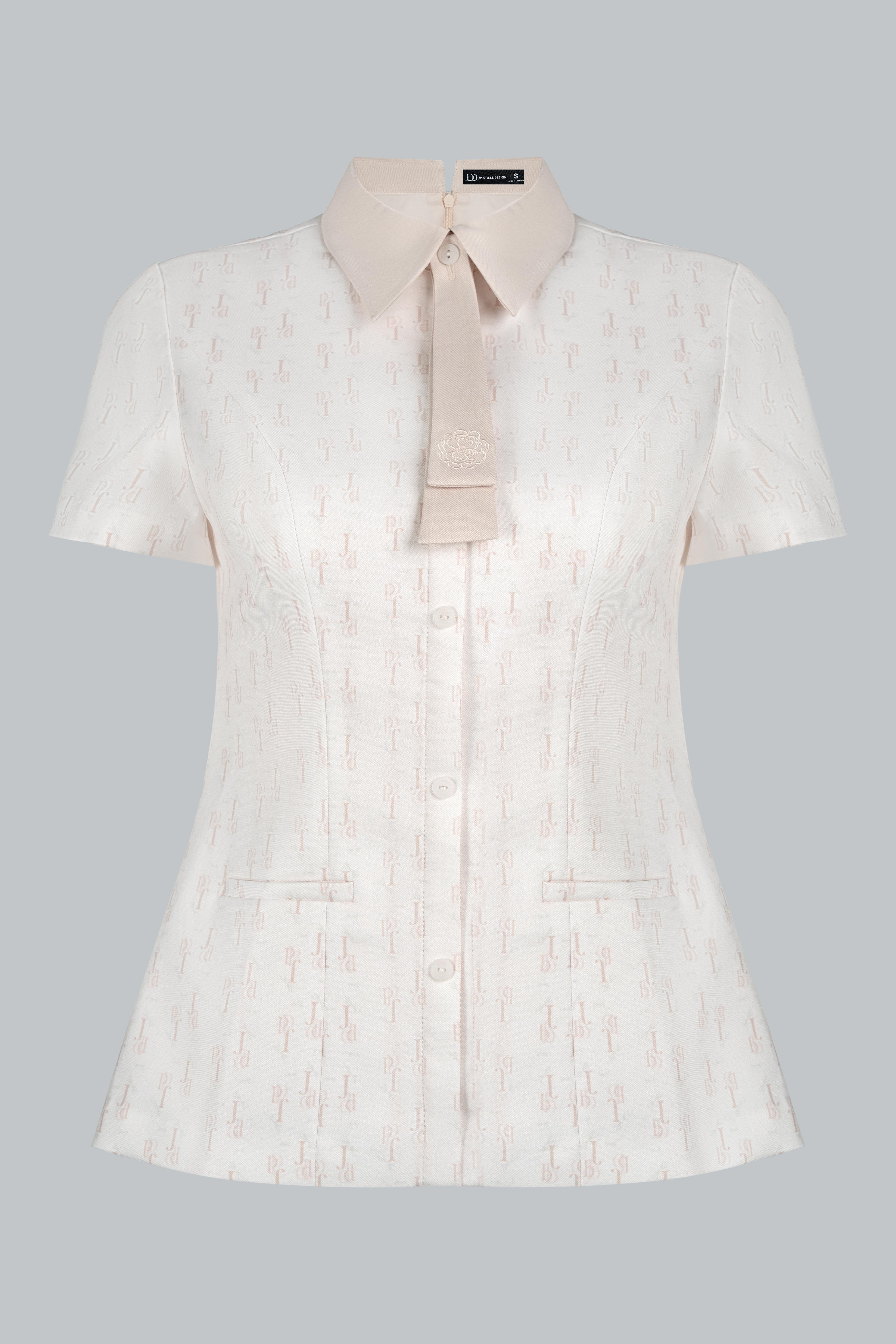 Áo Xuân Hè dáng ôm cổ đức phối cà vạt