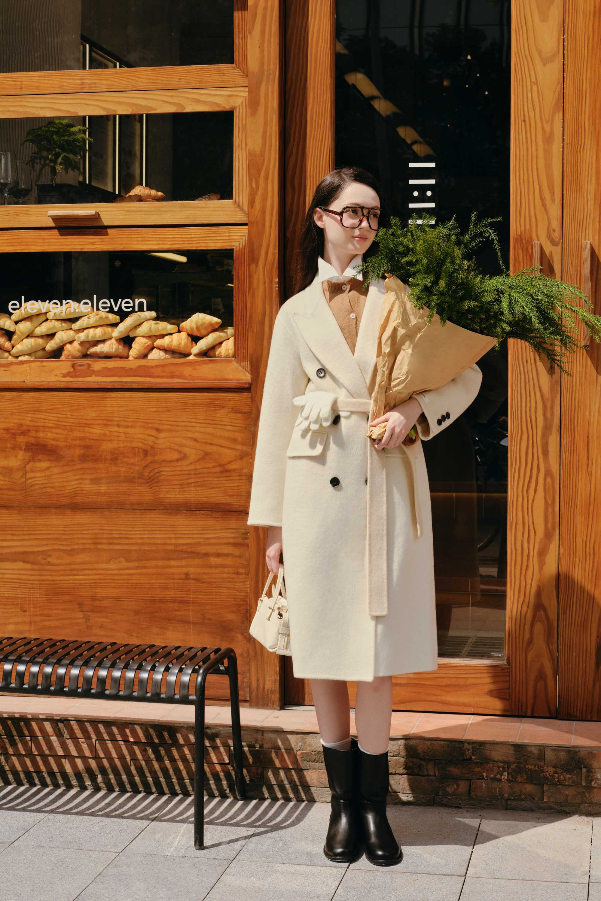 Áo dạ 2 hàng cúc, cổ ve mèo