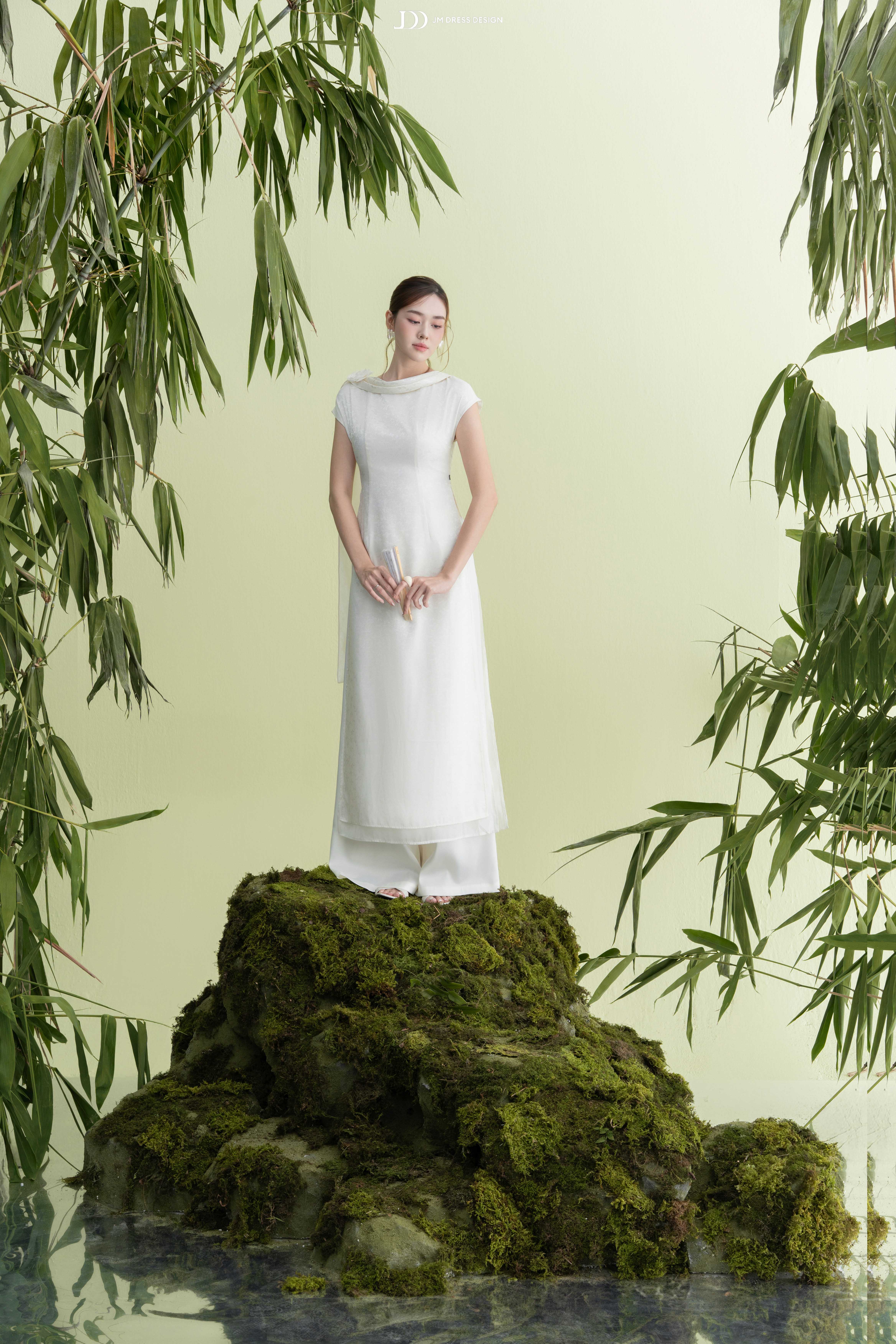 Áo dài tay chờm vạt bong