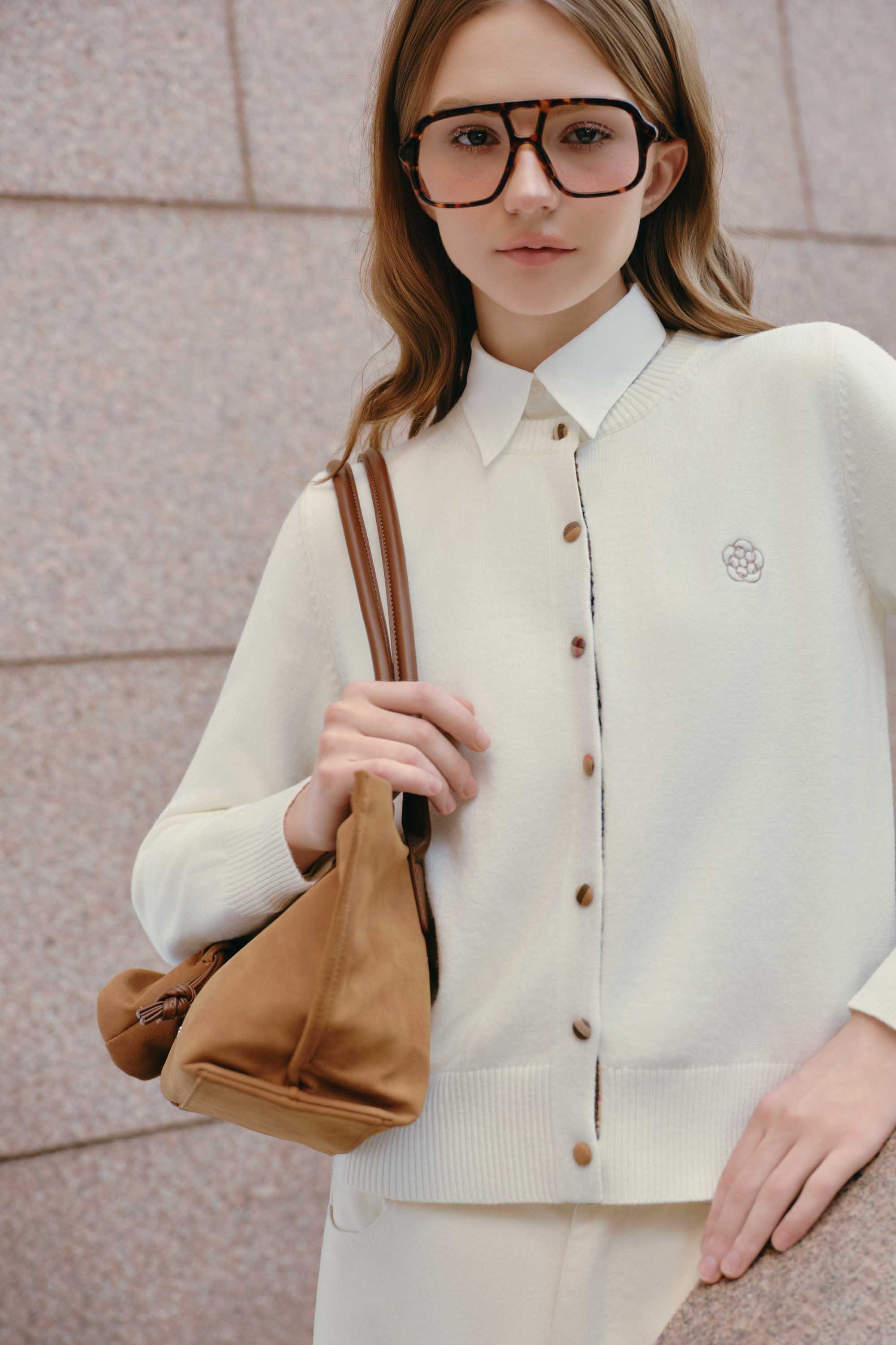 Áo len cổ tròn nẹp trước