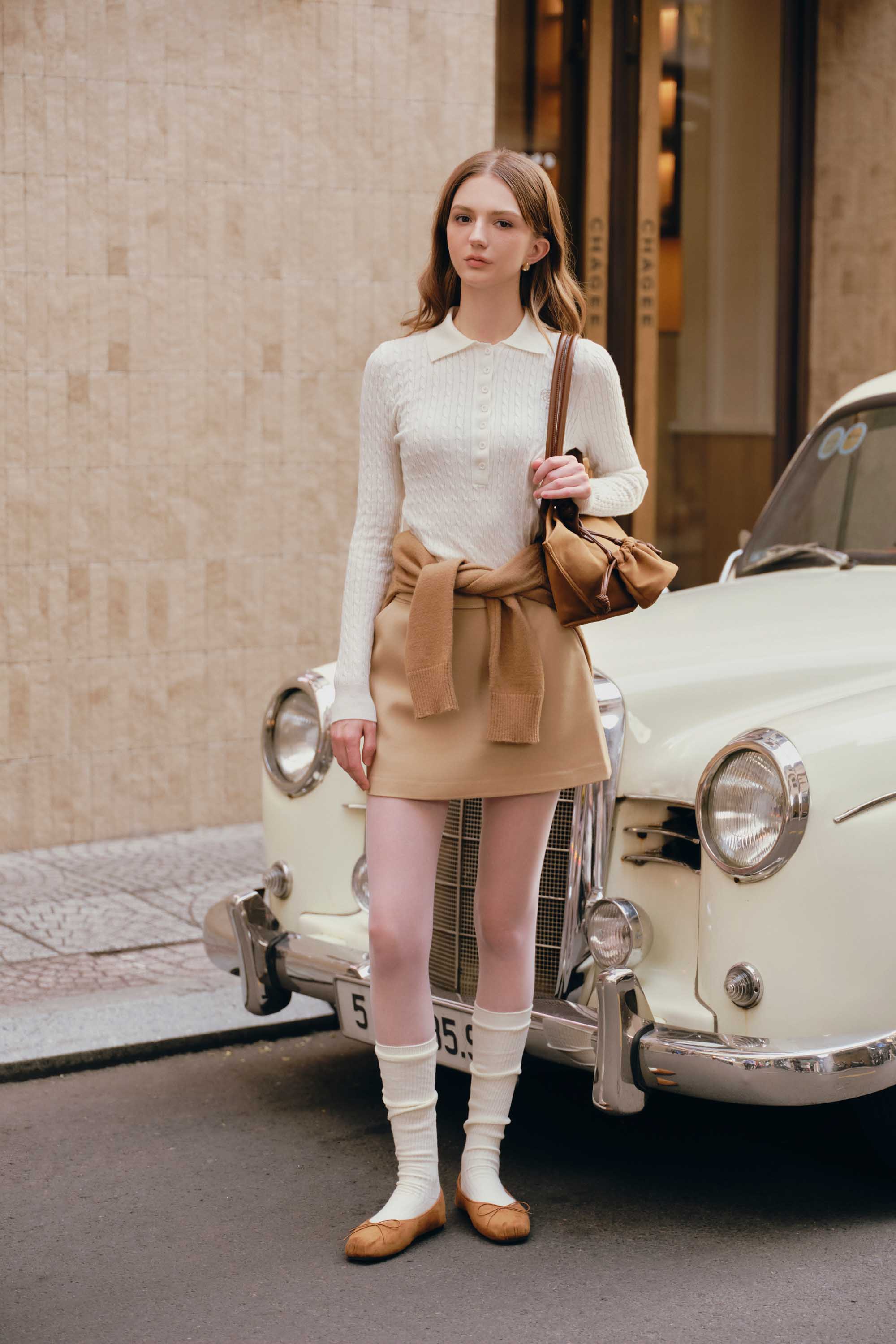 Áo len dài tay cổ bẻ