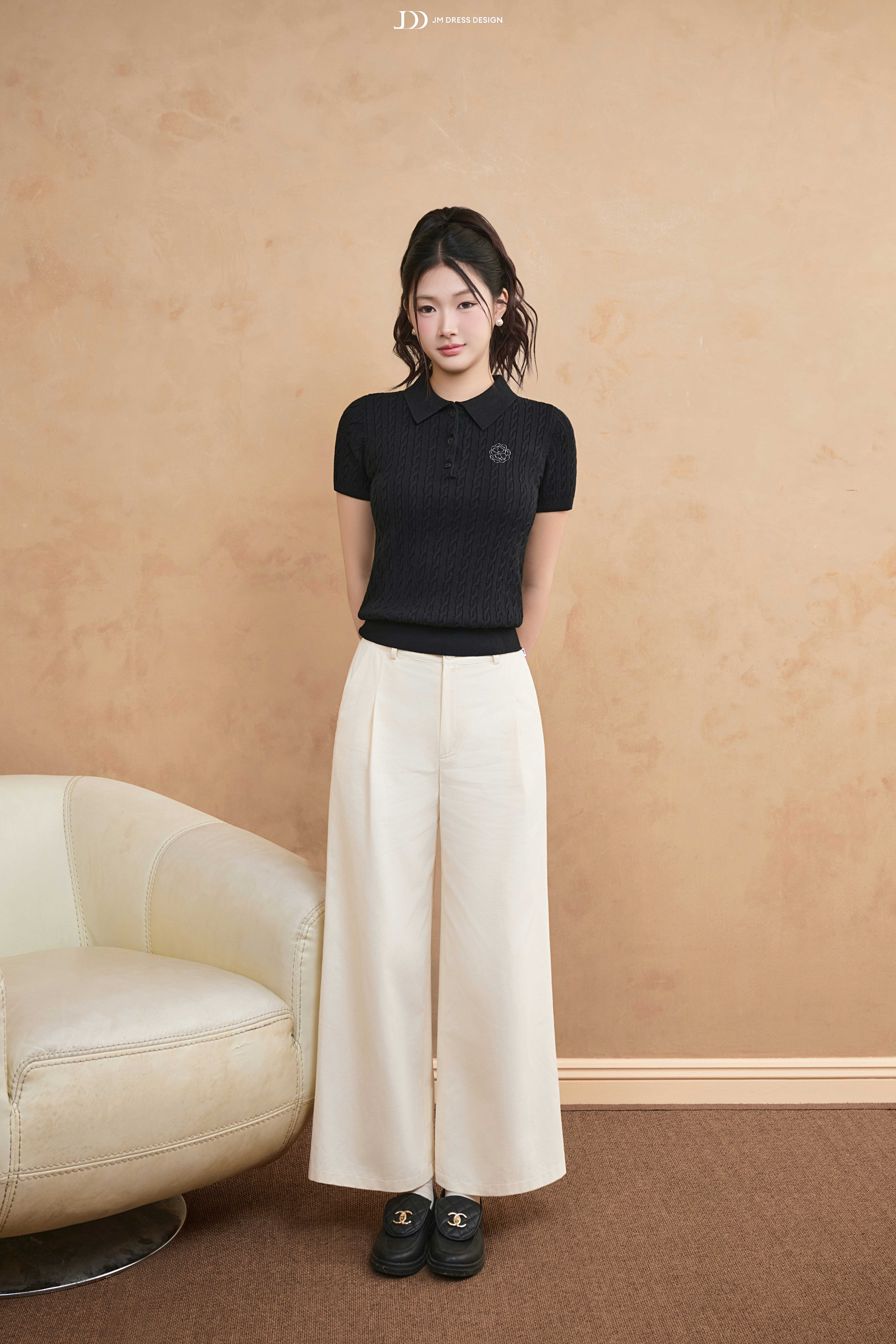 Áo mongtoghi cổ bẻ, bổ trụ 3 khuy