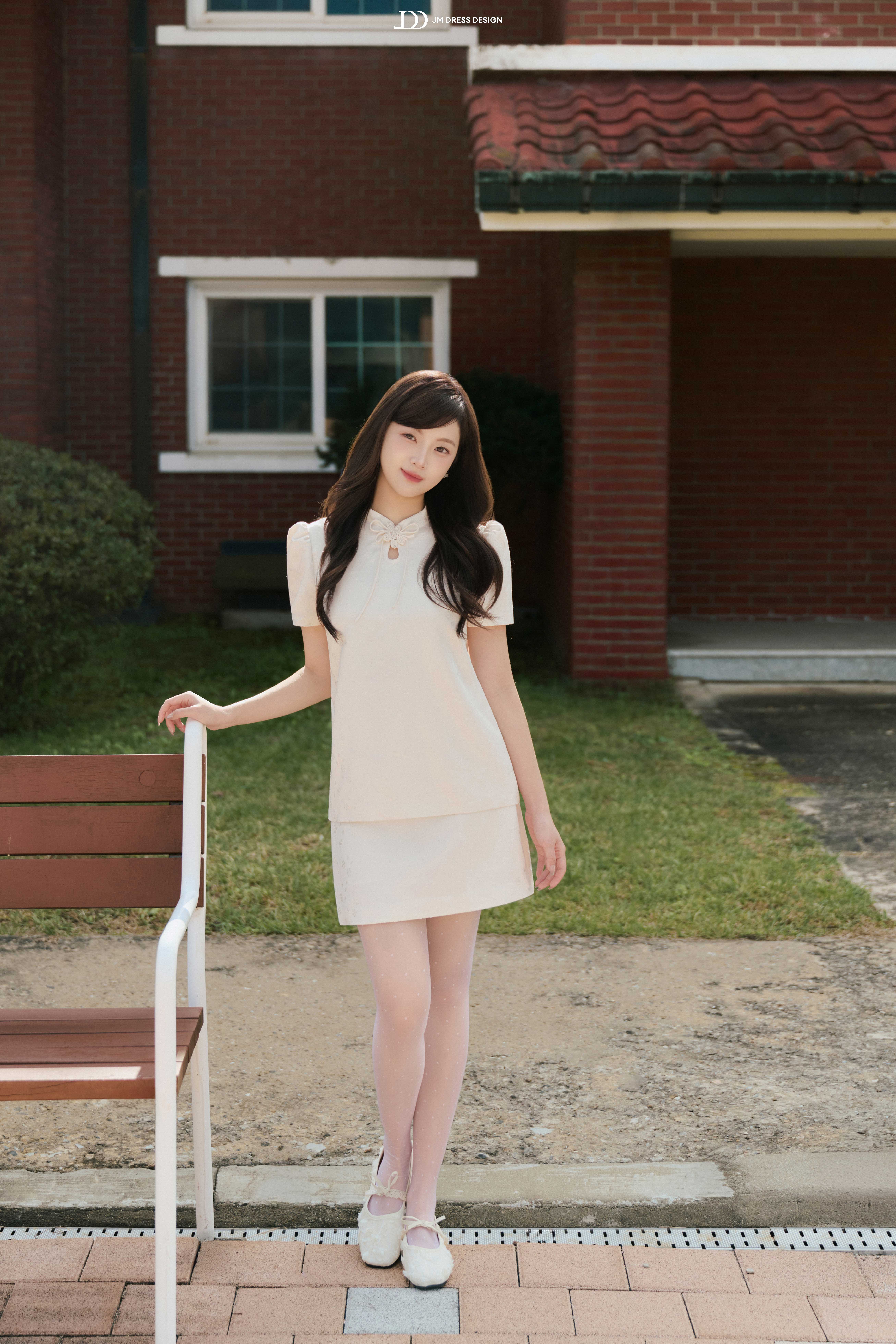 Chân váy A túi dọc sườn