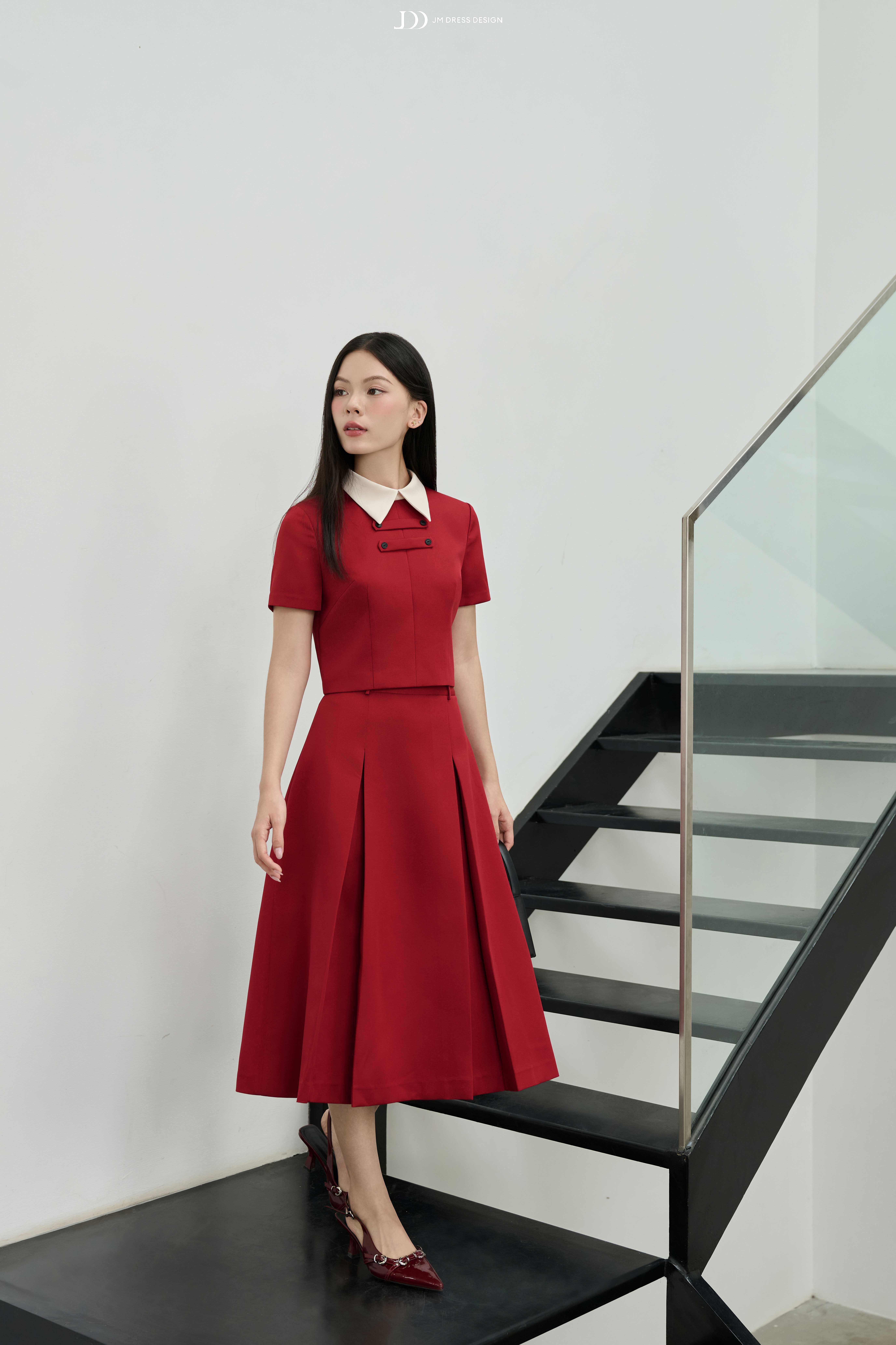 Chân váy dài xếp ly