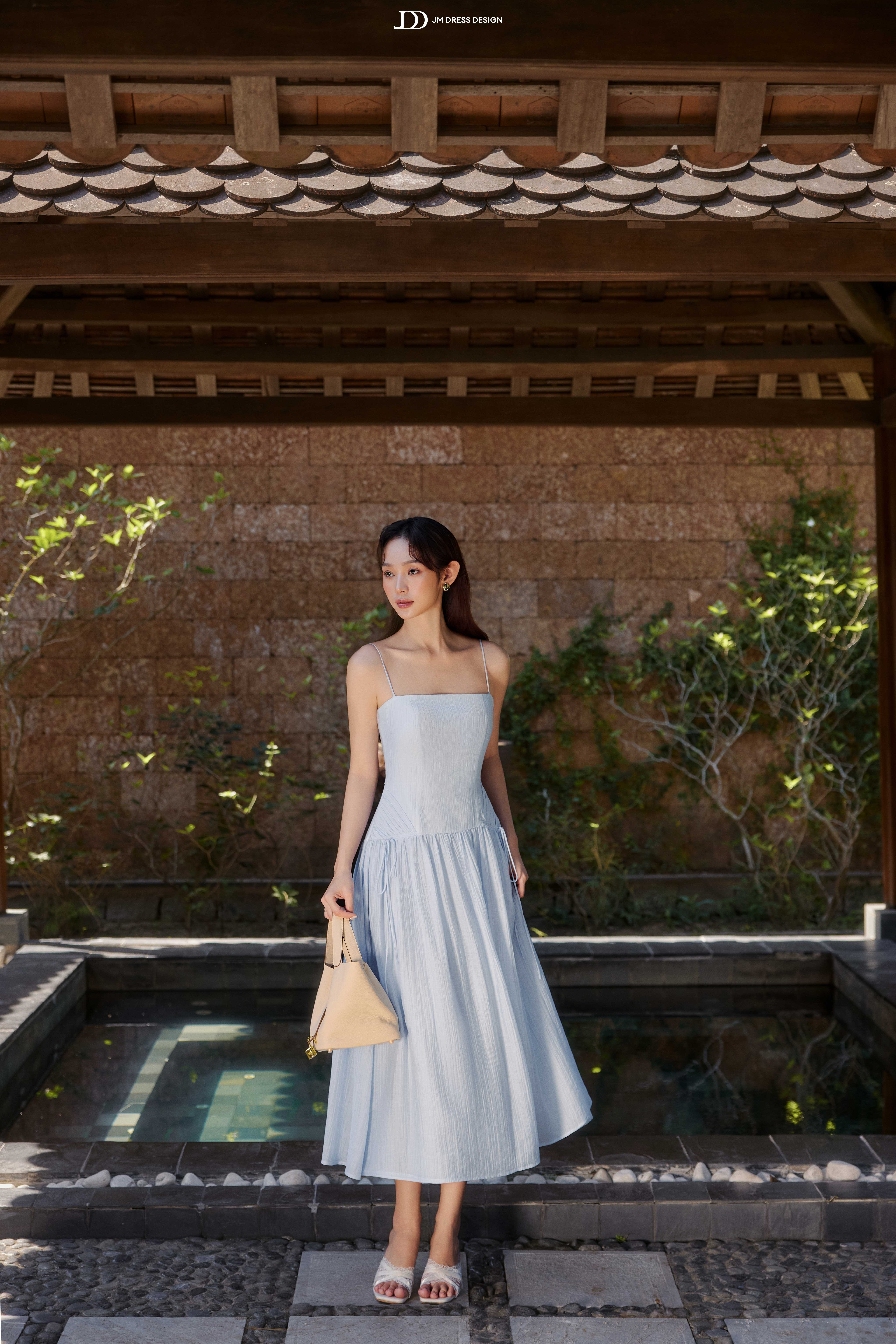 Đầm Resort 2 dây chân nhún rút dây