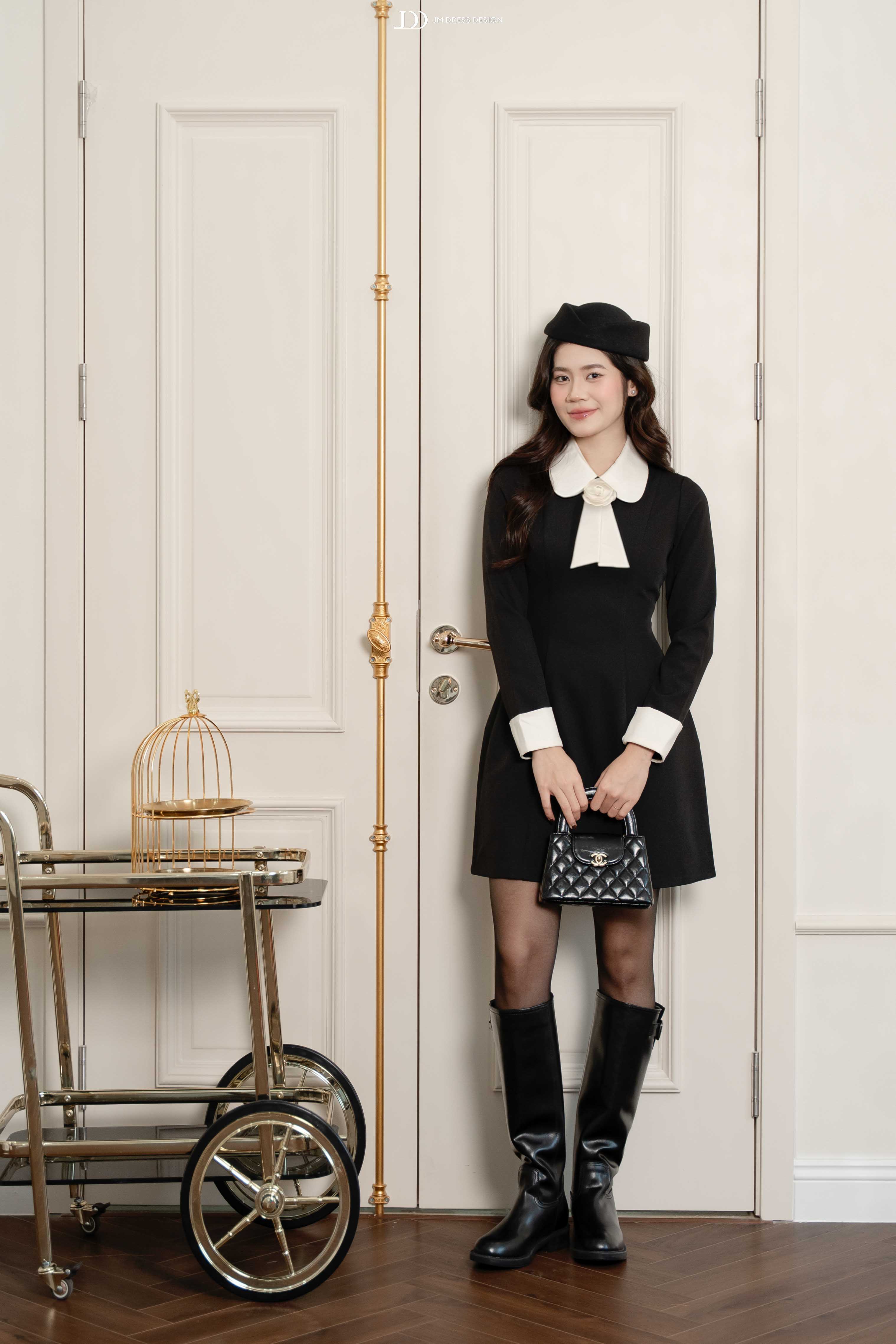 Đầm cổ sen chân A