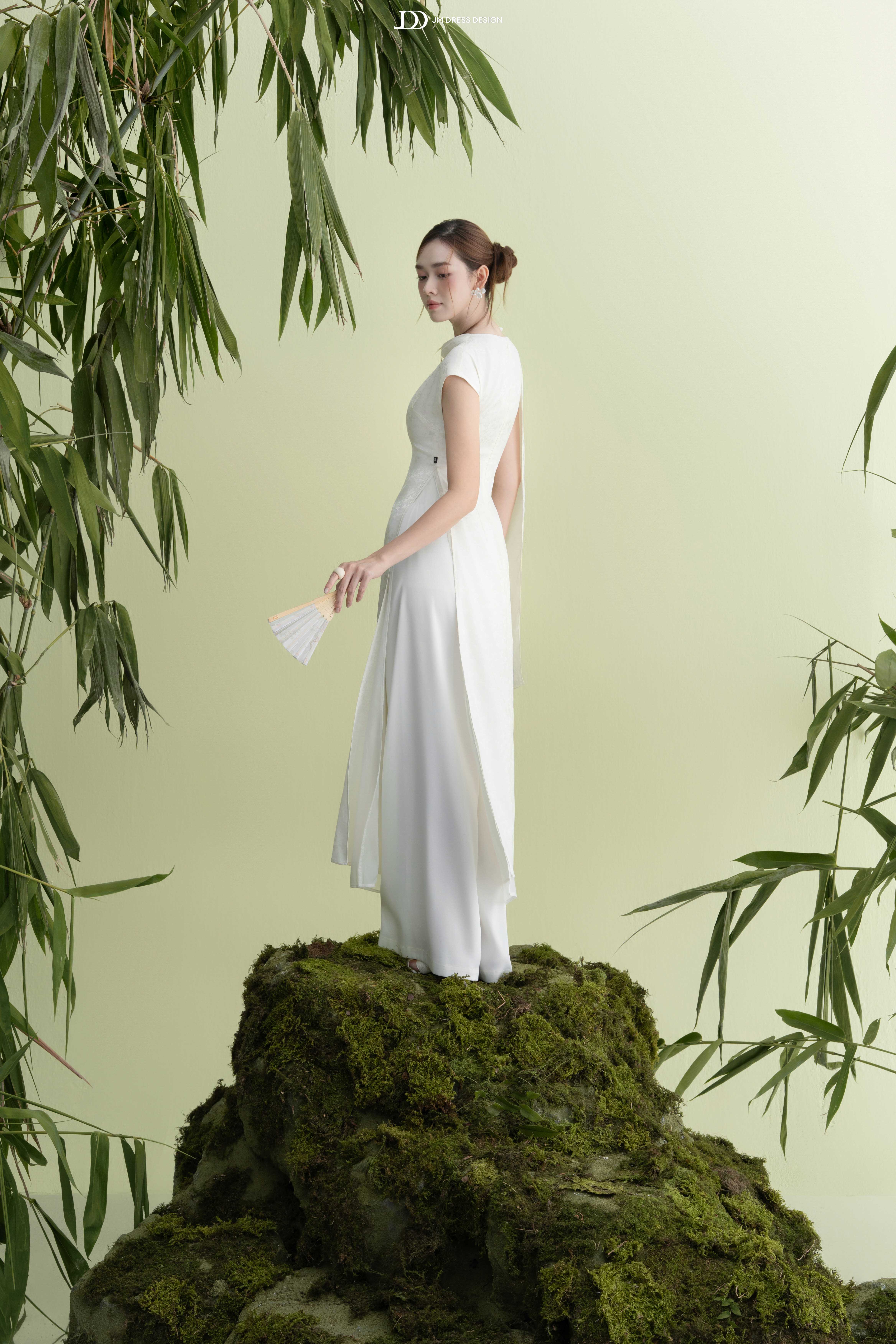 Quần áo dài 2 ly trước cạp chun sau