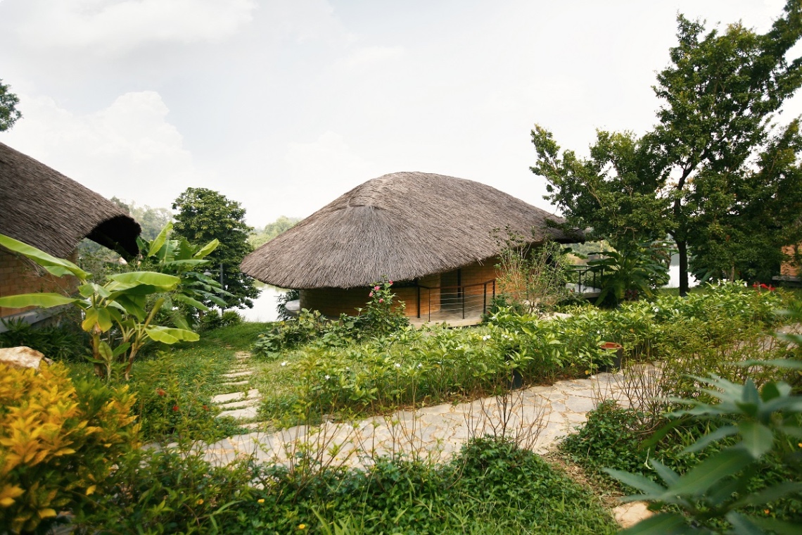 Tomodachi Retreat Làng Mít Sơn Tây