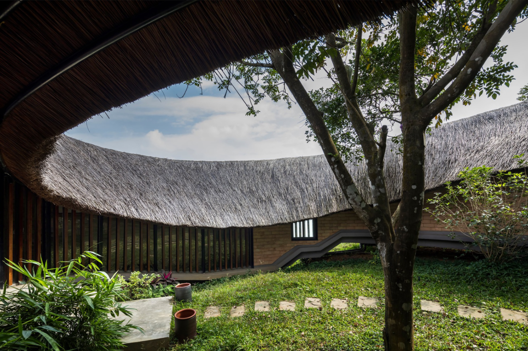 Tomodachi Retreat Làng Mít Sơn Tây