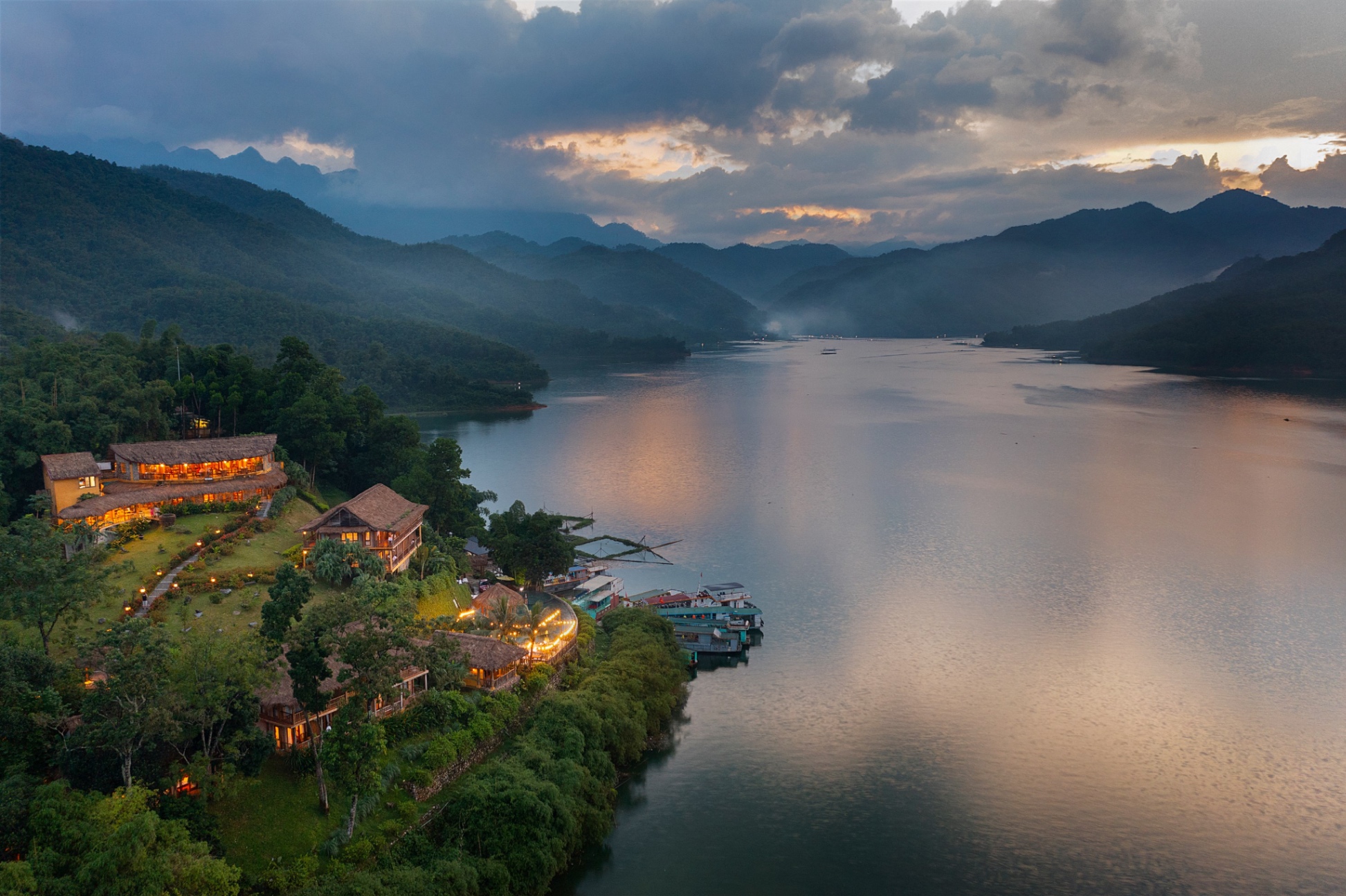 Mai Chau Hideaway Lake Resort