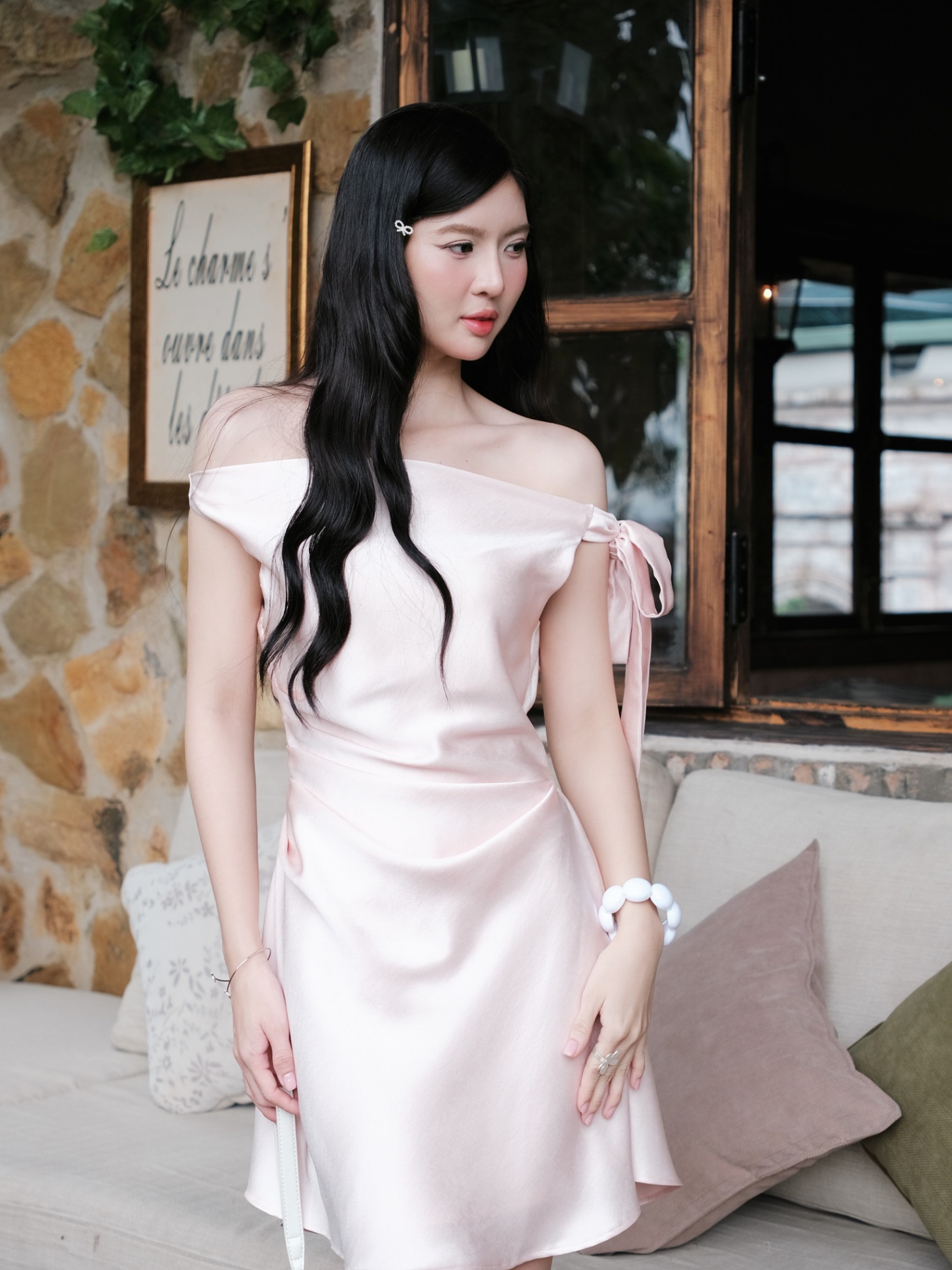 Đầm lụa trễ vai cột nơ nhún eo - D022