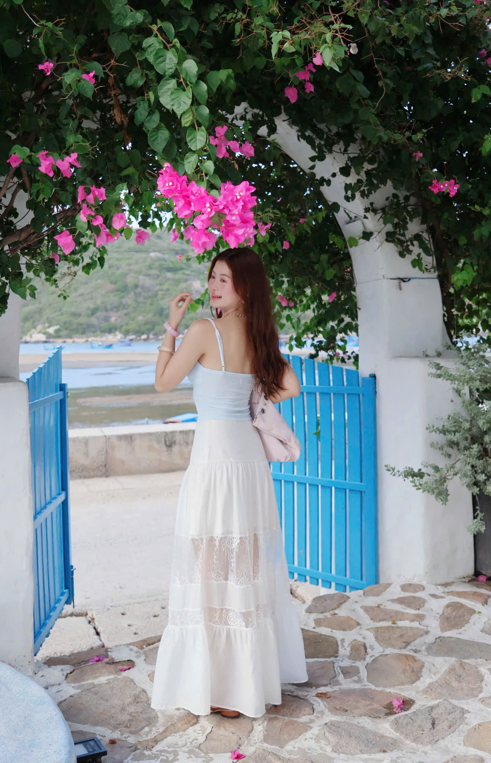 VD003 | Chân Váy Maxi Tơ Đũi Phồng Phối Ren Bản To
