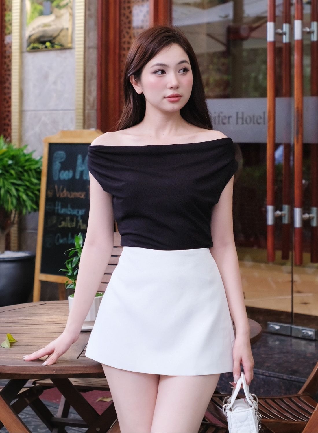 V004 | Chân Váy Chữ A Dáng Ngắn Basic
