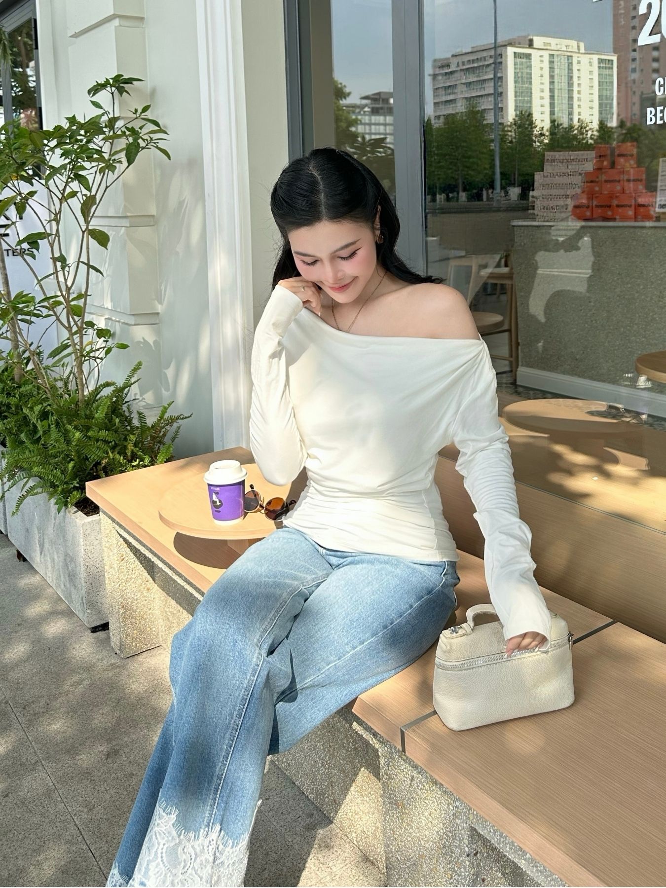 Quần jean dài phối ren túi và ống quần QJ002-2608LAT
