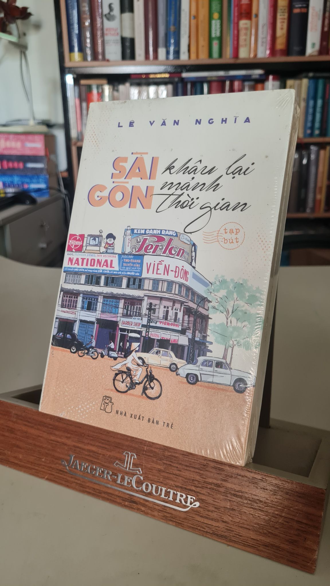 Sài Gòn khâu lại mảnh thời gian- Sách mới 90%-Lê Văn Nghĩa [2001] SÁCH VĂN HỌC