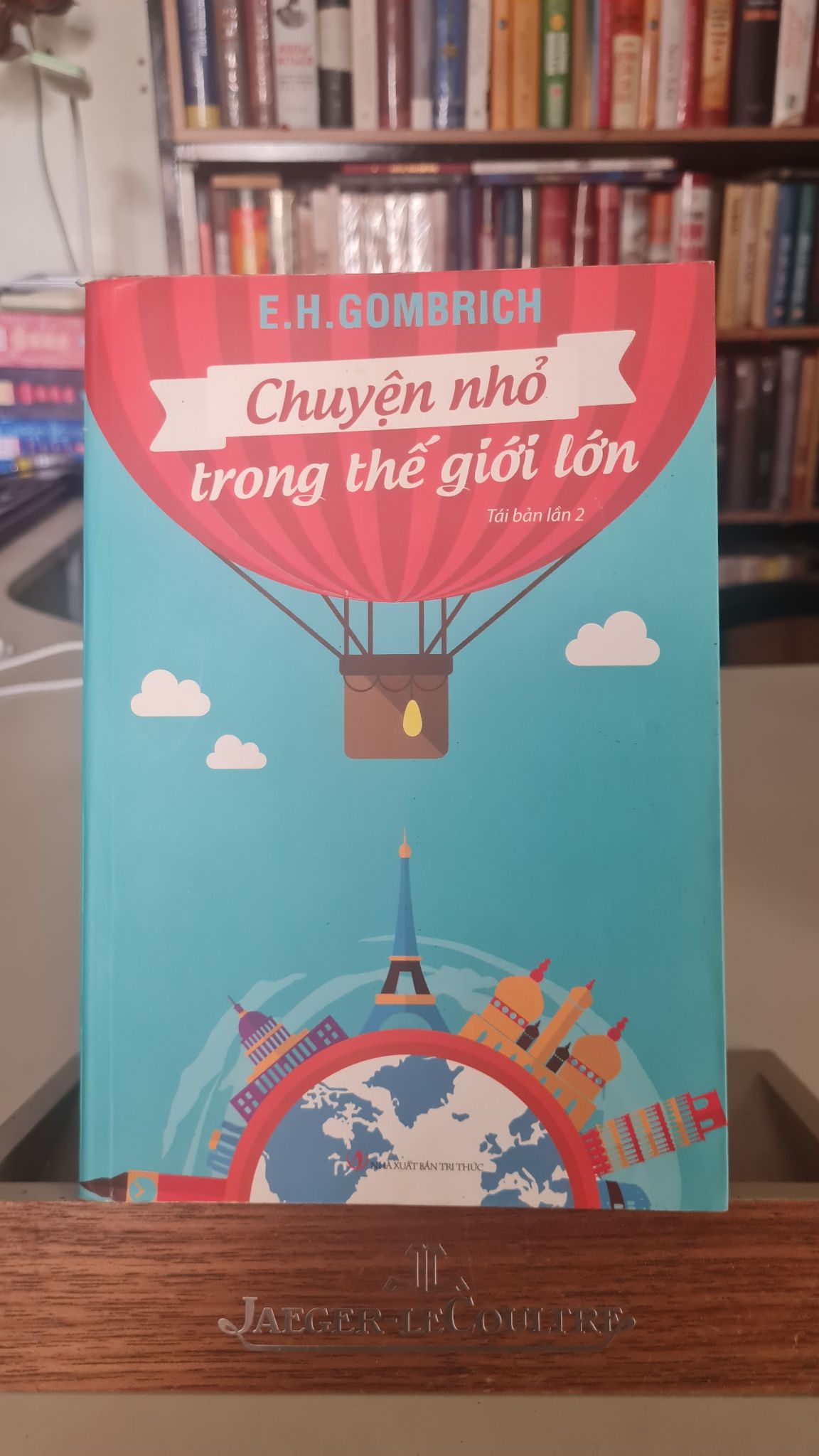 Chuyện nhỏ trong thế giới lớn mới 70% ố nhiều tróc gáy nhẹ 2015 E.H.Gombrich [1301] SÁCH VĂN HỌC