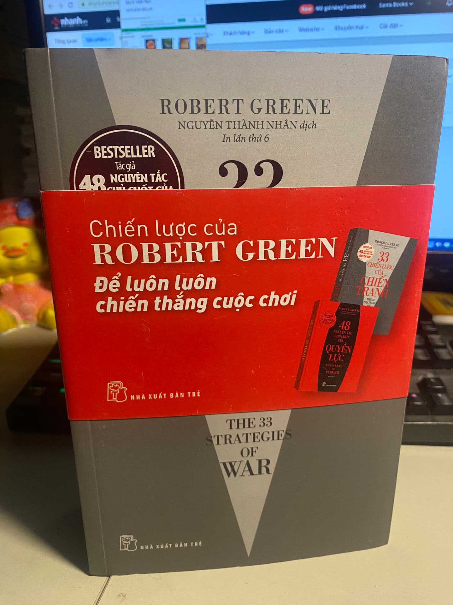 Bộ Chiến Lược Của Robert Greene Để Luôn Luôn Chiến Thắng Cuộc Chơi (2 cuốn) Robert Green-NXB Trẻ- Sách Lưu Kho mới 90%- Sách kỹ năng