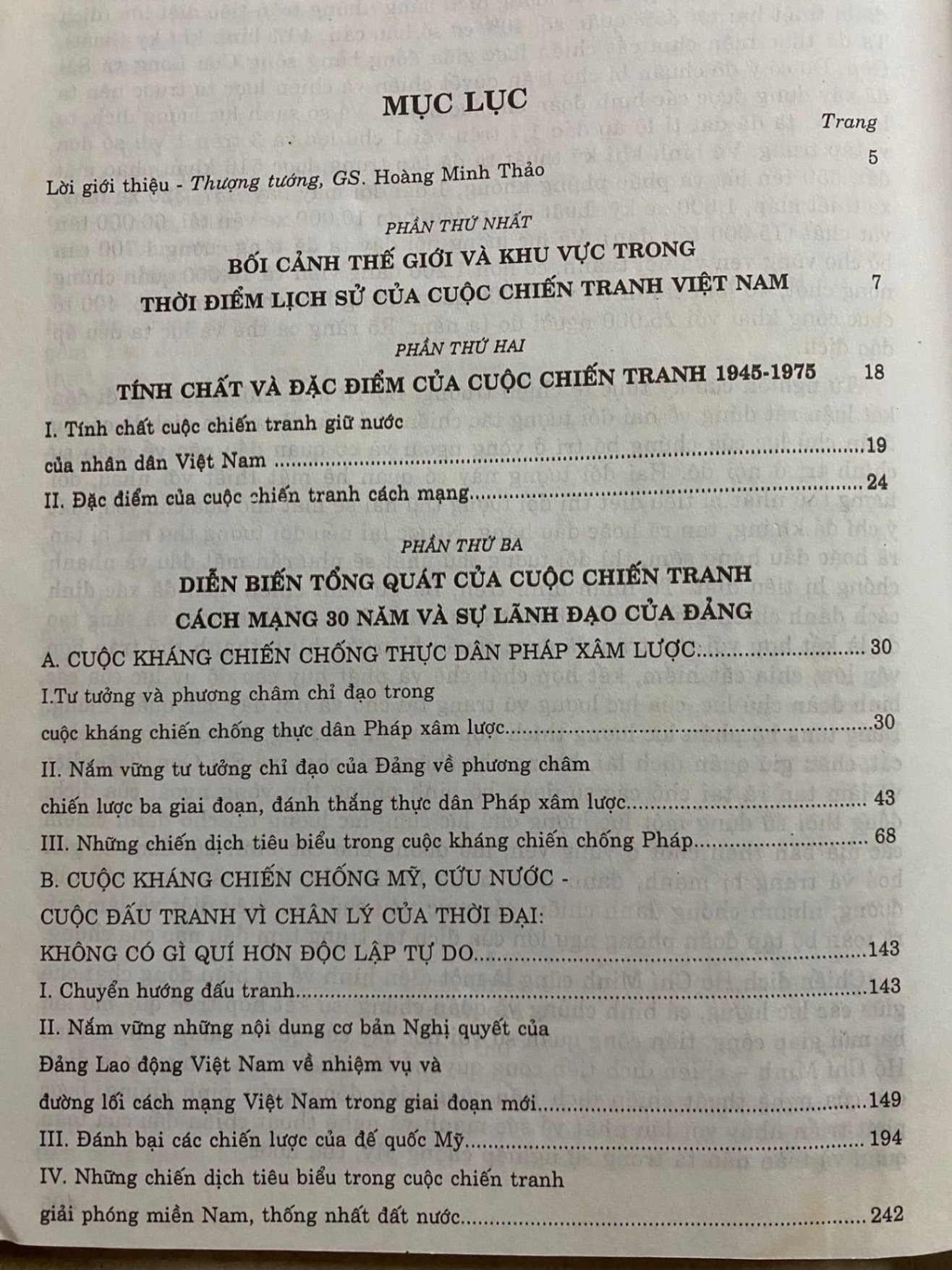 Từ Điện Biên Phủ Tới Sài Gòn- Nghệ Thuật Toàn Thắng -NXB Tổng Hợp Tp HCM- Sách lưu kho chưa qua sử dumgj mới 85%