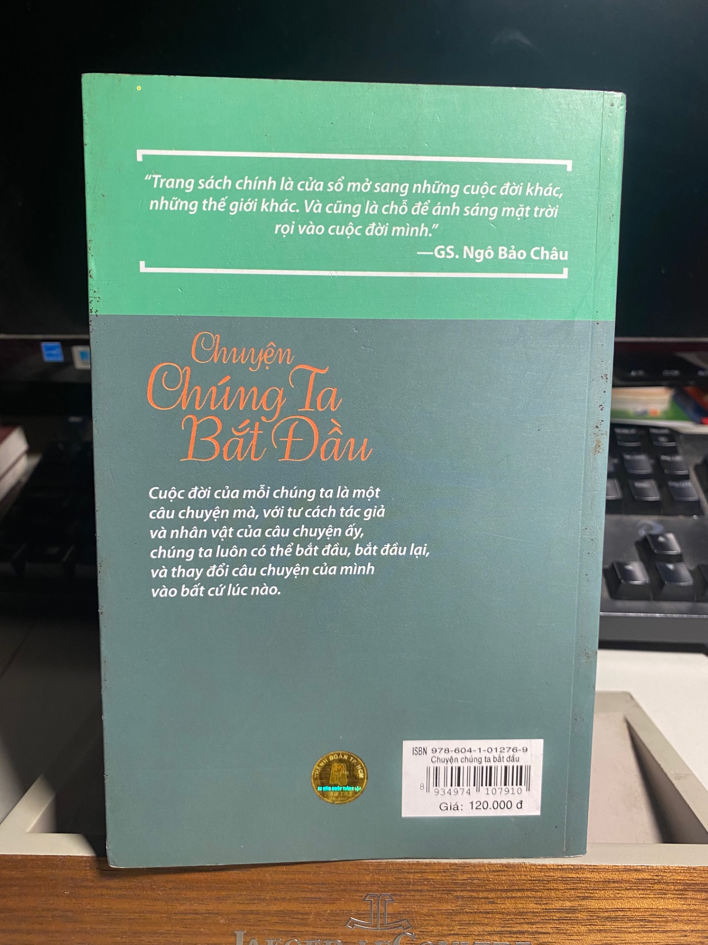 Chuyện chúng ta bắt đầu- Tobias Wolff- Tủ sách cánh cửa mở tộng- Tập truyện ngắn-NXB Trẻ 2011- Sách lưu kho giấy xốp có ố