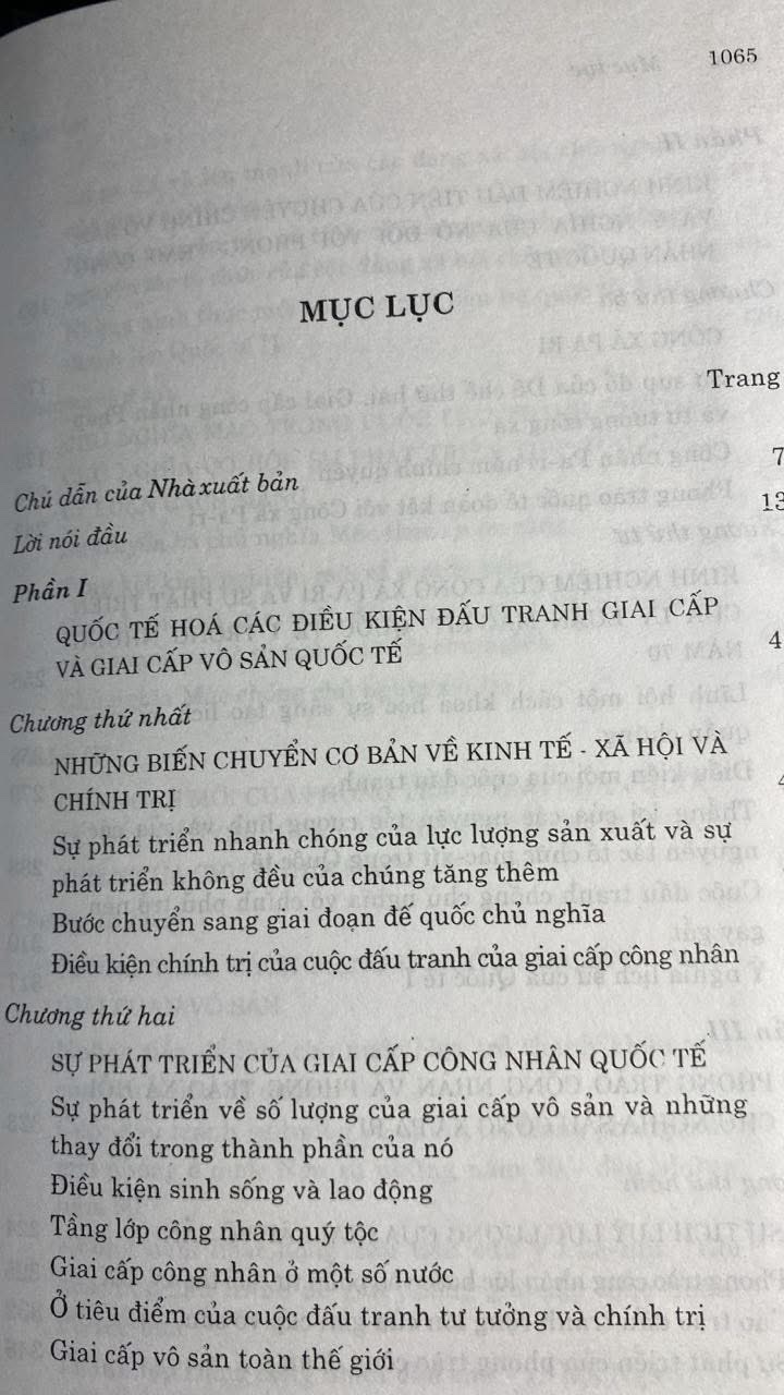 Phong Trào Công Nhân Quốc Tế-Những vấn đề lịch sử và lý luận -NXB Chính Trị Quốc Gia,năm xb 2004 -Bìa cứng, khổ 15x22cm, 1089+1069 trang -sách lưu kho chưa qua sử dụng