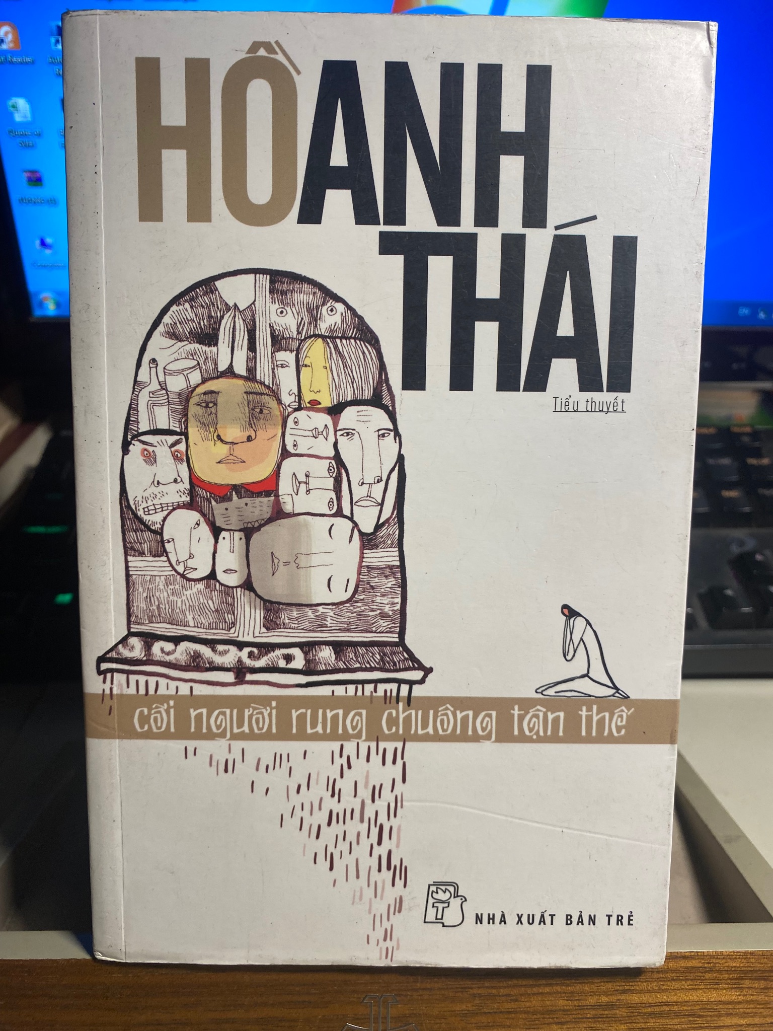 Cõi người rung chuông tận thế- Hồ Anh Thái-NXB Trẻ 2013- sách lưu kho chưa sử dụng, giấy ố theo thời gian