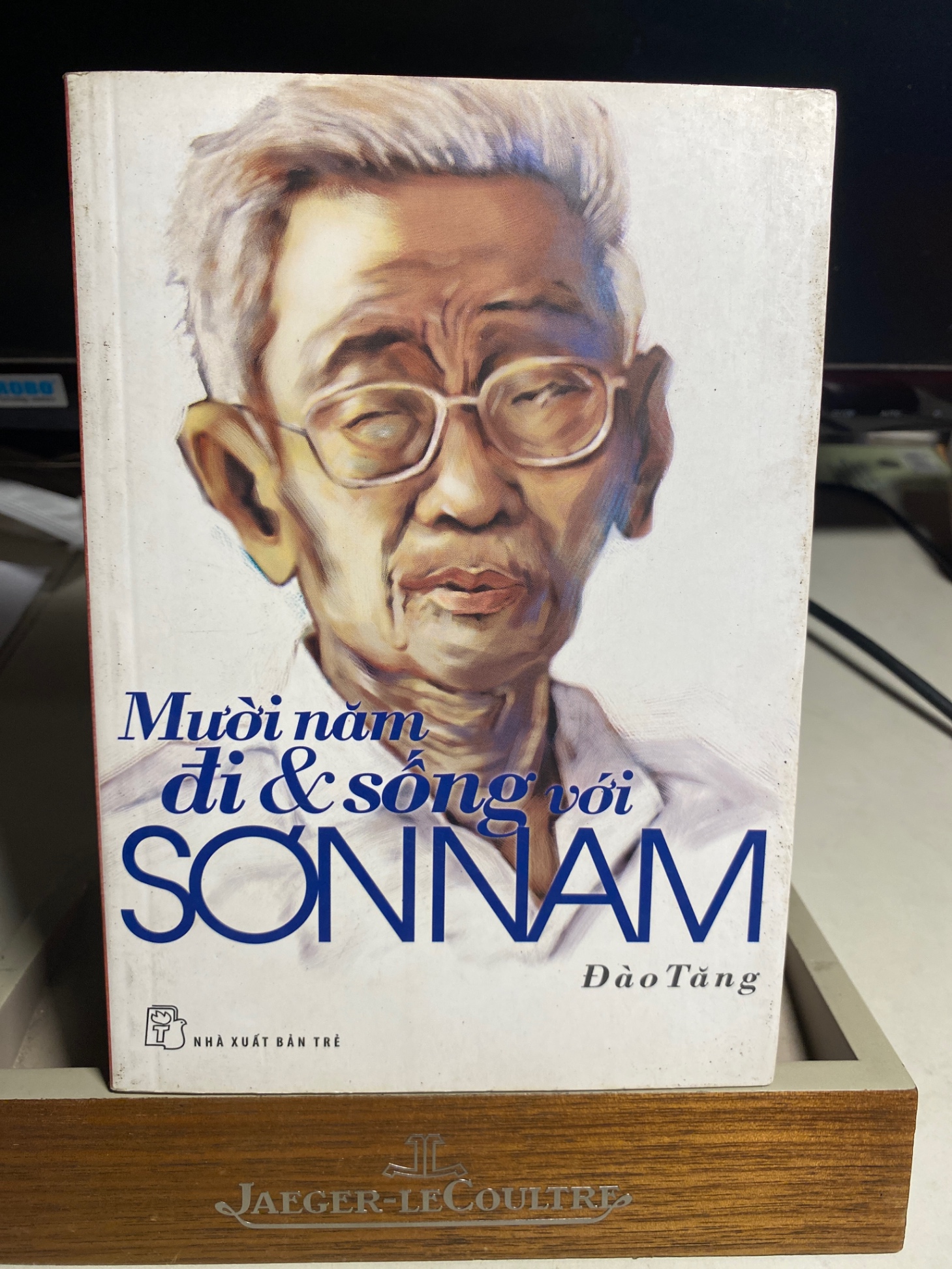MƯỜI NĂM ĐI VÀ SỐNG VỚI SƠN NAM -Tác giả: Đào Tăng- NXB Trẻ 2011- Sách mới 90%