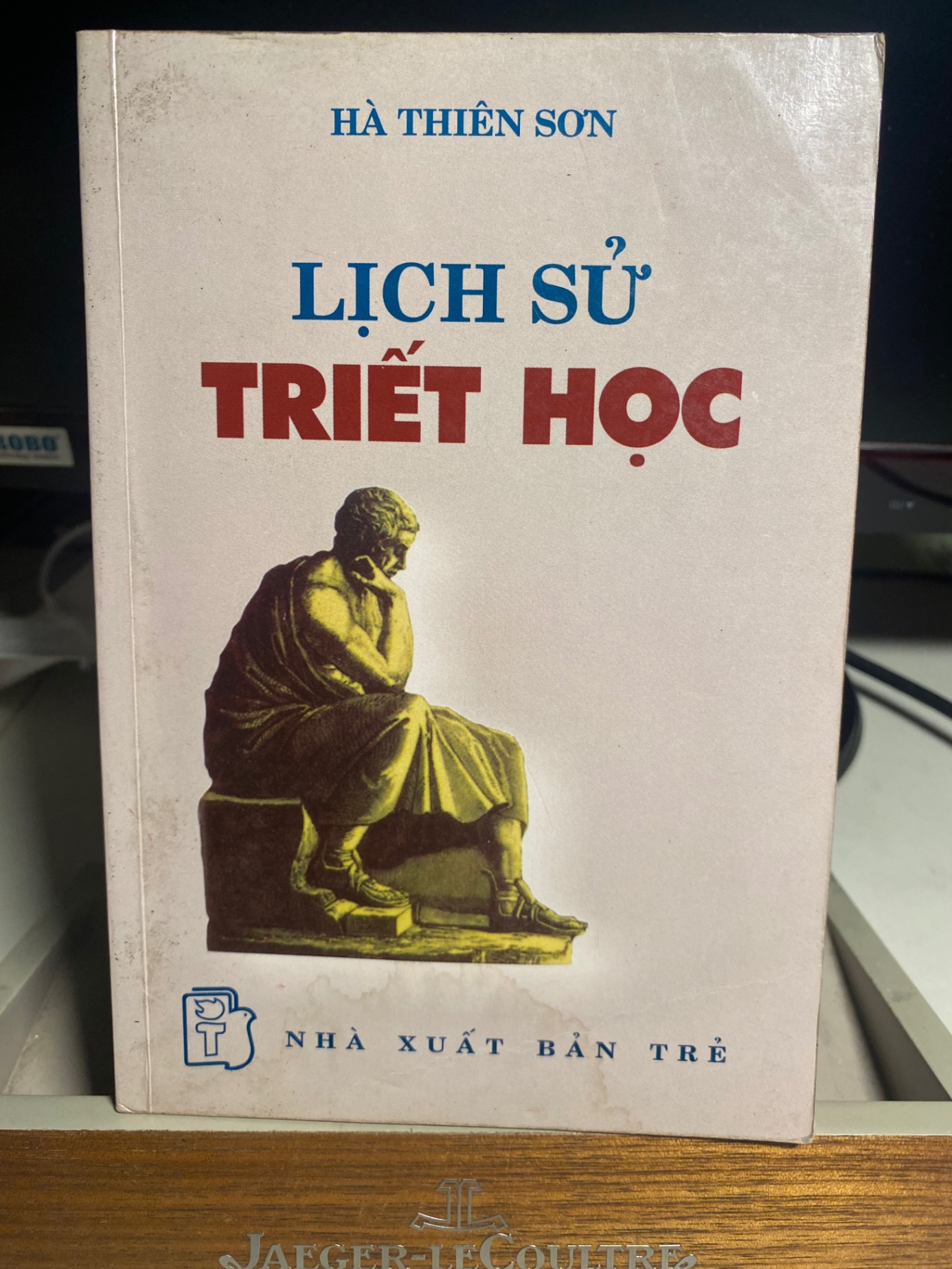 Lịch Sử Triết Học- Hà Thiên Sơn- NXB Trẻ 2004- Sách qua sử dụng còn tốt