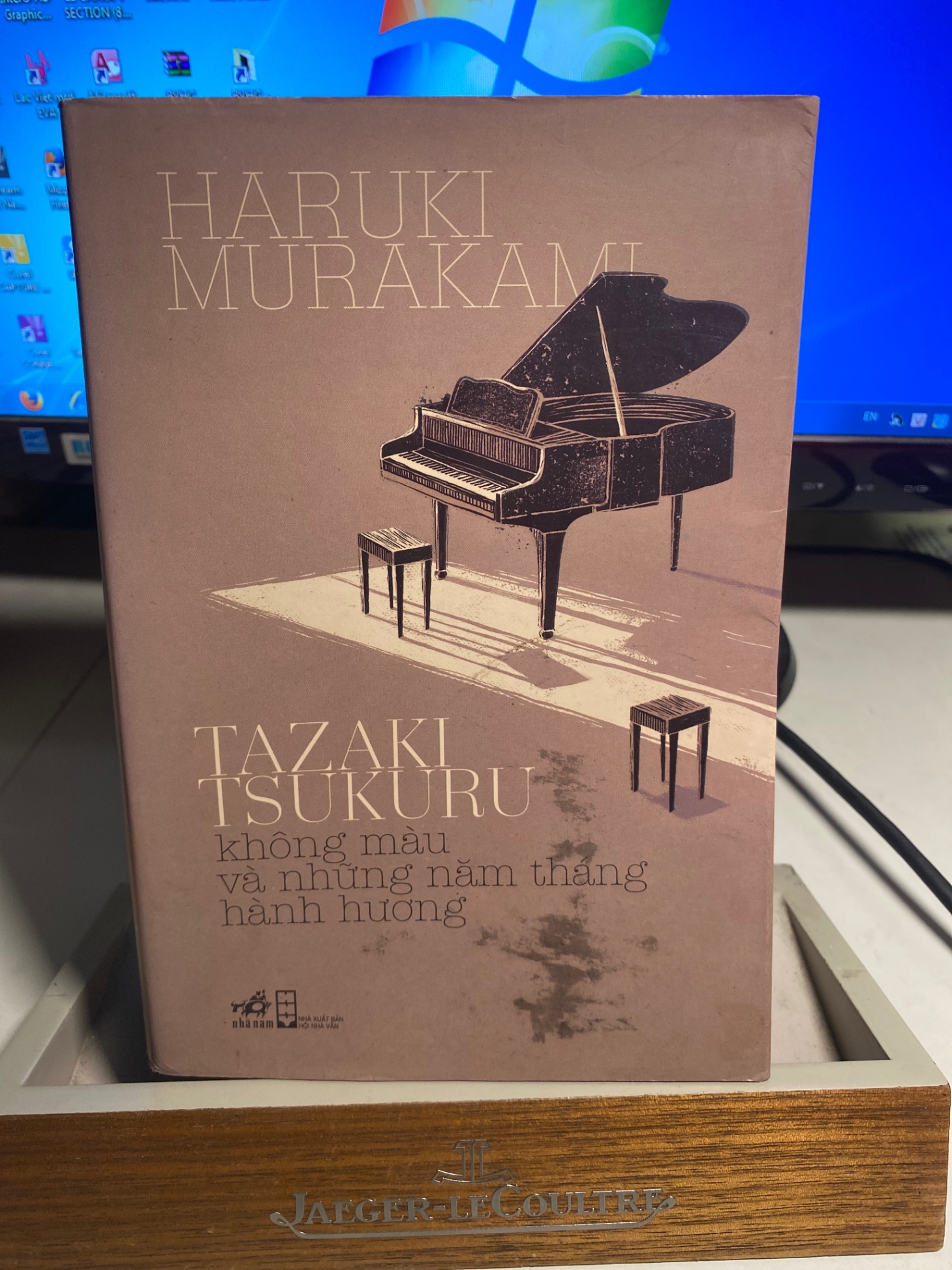 Không Màu Và Những Năm Tháng Hành Hương- Tazaki Tsukuru- NXB Hội Nhà Văn 2014