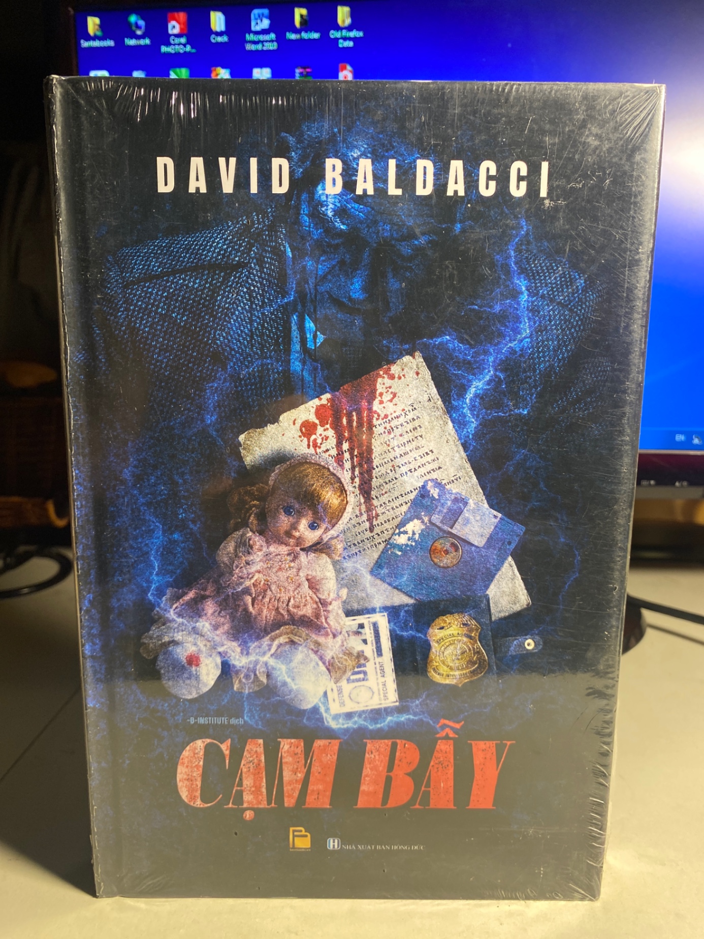 Cạm Bẫy- Tác giả David Baldacci- NXB Hồng Đức- Sách mới nguyên seal