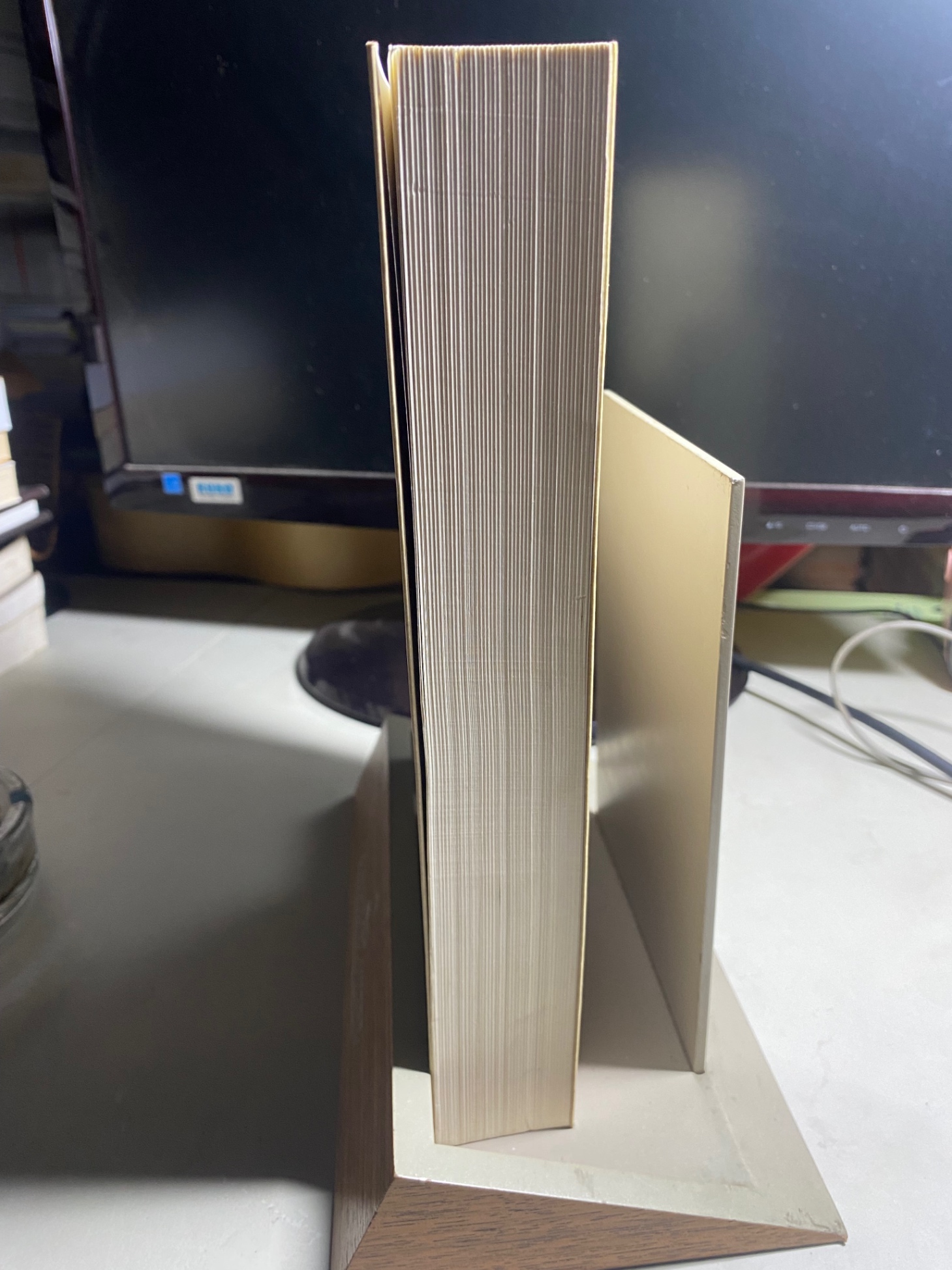 Lịch Sử Ung Thư - Hoàng Đế Của Bách Bệnh (Bìa Mềm)-Tác giả Siddhartha Mukherjee-Người Dịch Tiến sĩ Bác sĩ Nguyễn Duy Sinh, Minh An -NXB Dân Trí Năm XB 2021-Kích Thước Bao Bì 16 x 24 cm Số trang 704 - Sách lưu kho còn mới