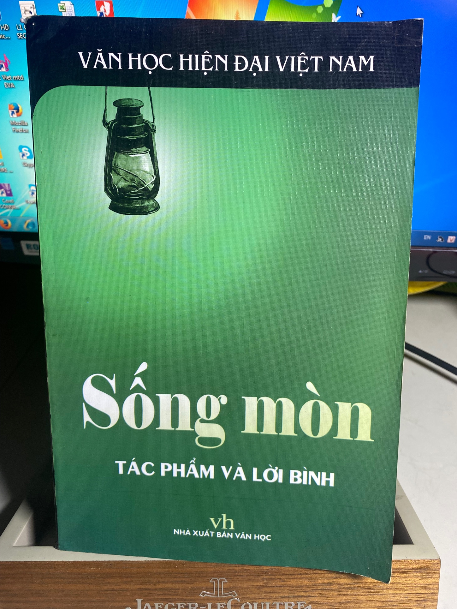 Sống Mòn- Tác phẩm và Lời Bình-Phạm Thị Ngọc, Vũ Nguyễn Tuyển Chọn- NXB Văn Học2007- Đông Tây phát hành- Sách qua sử dụng chất lượng tốt
