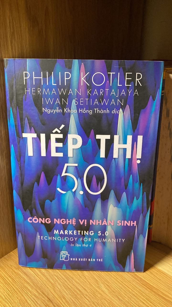 Tiếp Thị 5.0: Công Nghệ Vị Nhân Sinh -Tác giả Philip Kotler, Hermawan Kartajaya, Iwan Setiawan -NXB Trẻ 2021 -Sách lưu kho còn mới