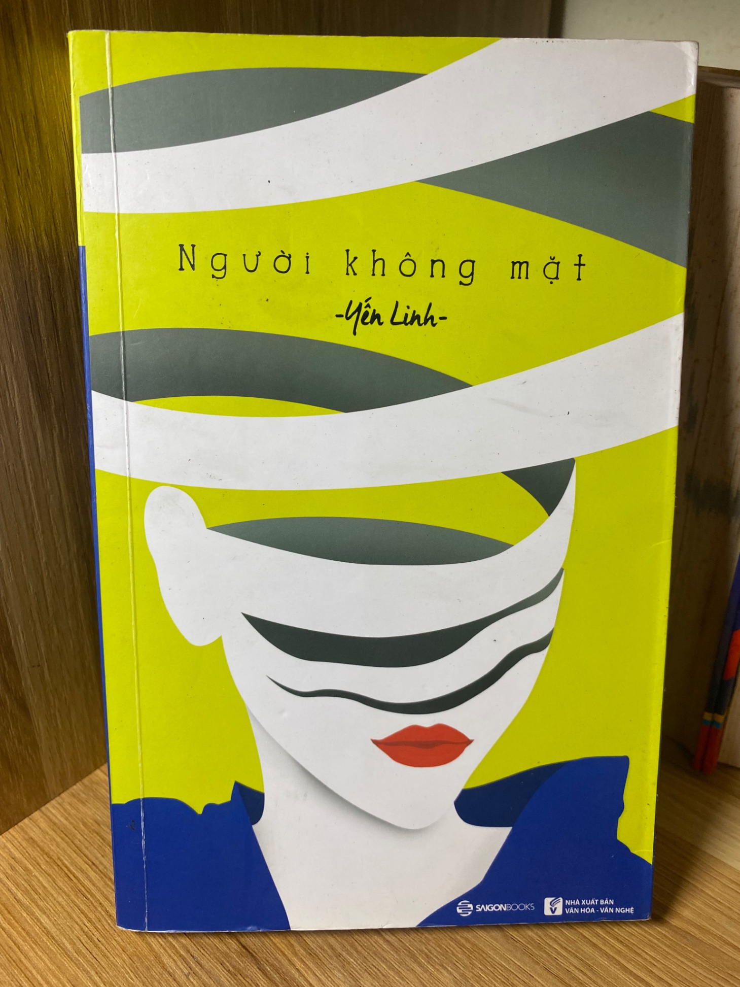 Người Không Mặt - Tác giả Yến Linh- Tập truyện ngắn