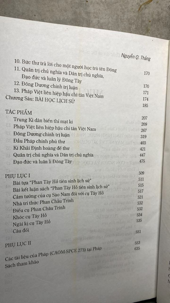 Phan Châu Trinh cuộc đời và tác phẩm -Tác giả Nguyễn Quyết Thắng -NXB Văn Học 2006 -Bìa mềm tay gập,khổ 14,5x20,5cm,642 trang