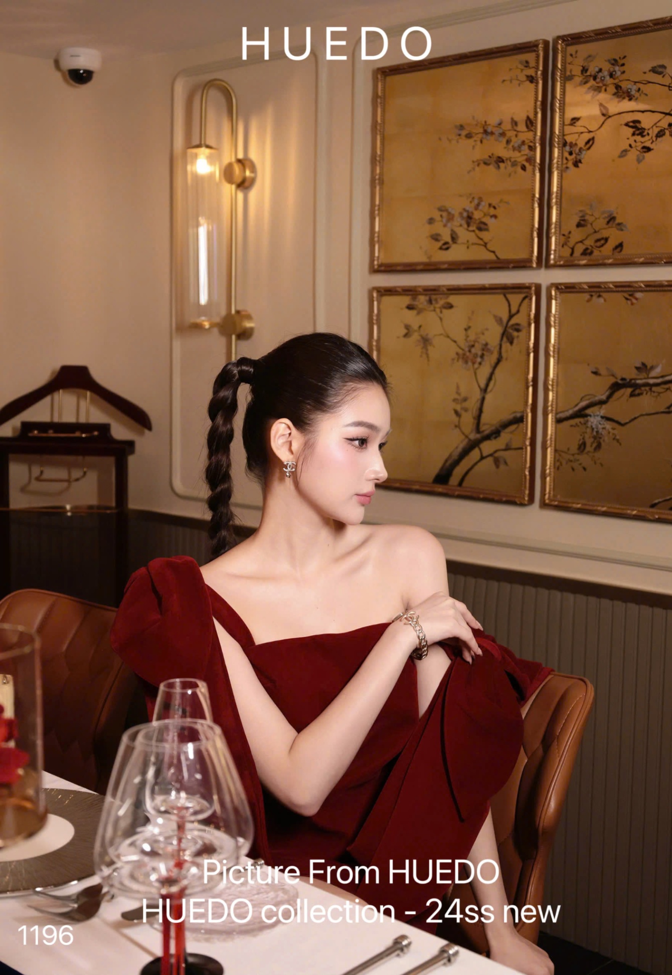 V1196 - ĐẦM NHUNG VAI NƠ