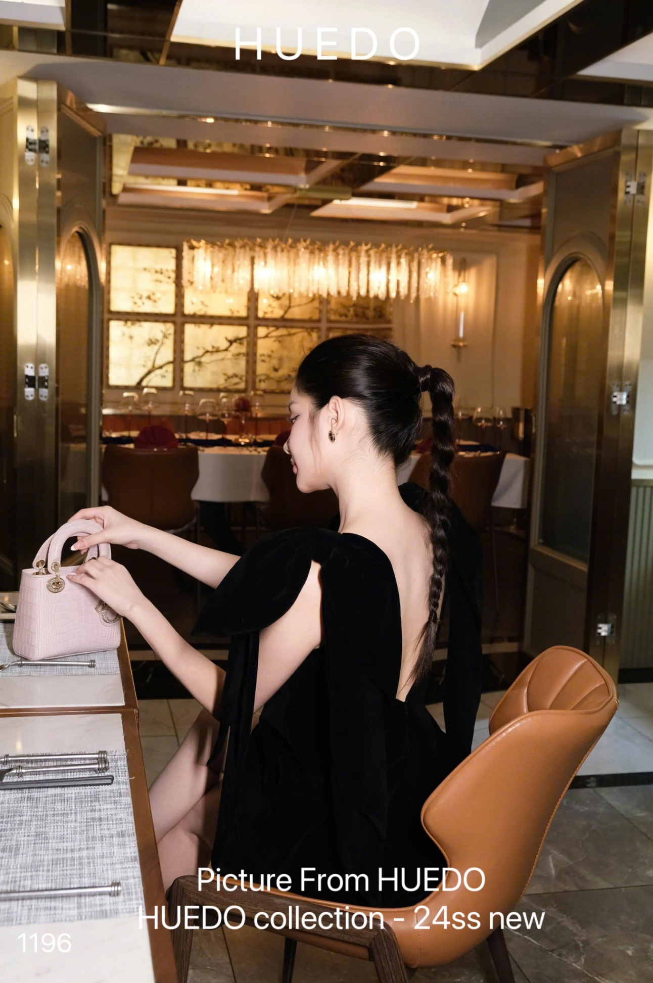 V1196 - ĐẦM NHUNG VAI NƠ