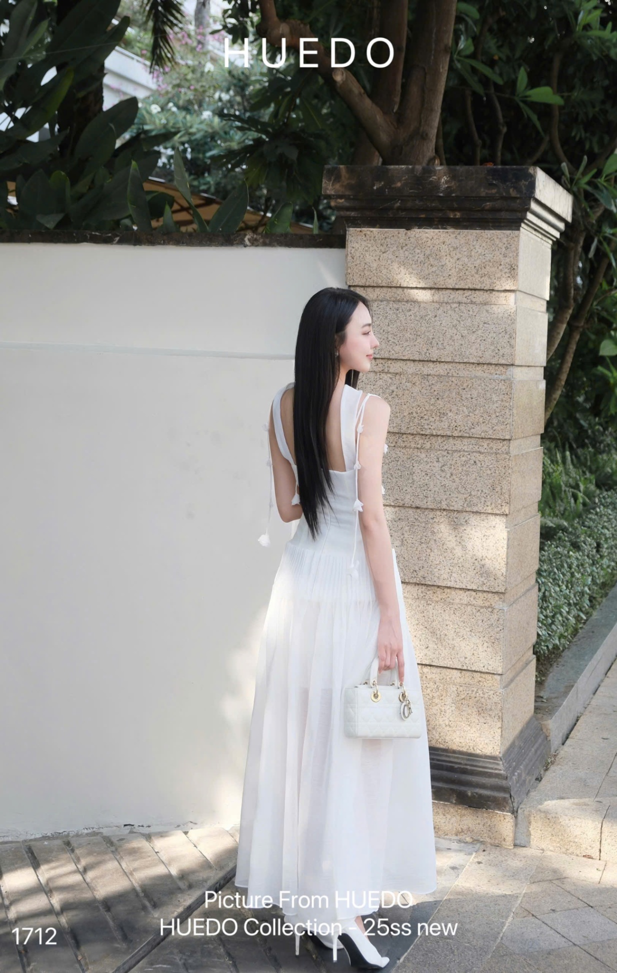 V1712 - ĐẦM XẾP DÂY HOA